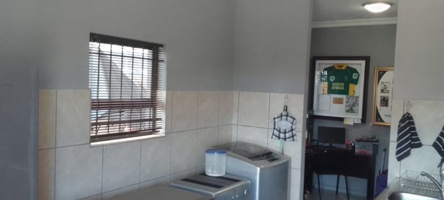 3 Bedroom Property for Sale in Vredenburg Western Cape